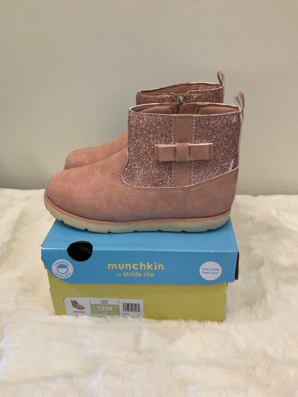 Munchkin by Stride Rite Girl's Size 12M Avalon Pink Glitter Side-Zip Boots NEW
